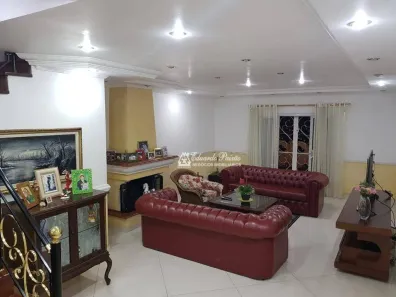 Sobrado com 3 Quartos à venda, 270m² no Jardim Dourado, Guarulhos