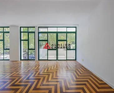 Apartamento com 3 Quartos para alugar, 160m² no Jardim Europa, São Paulo