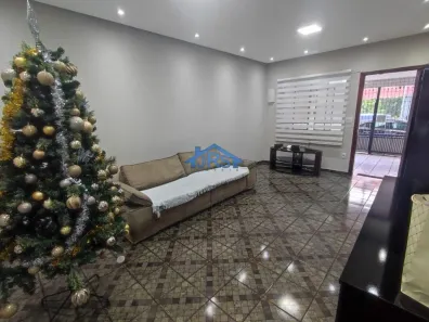 Casa com 3 Quartos à venda, 115m² no Vila Lourdes, Carapicuíba