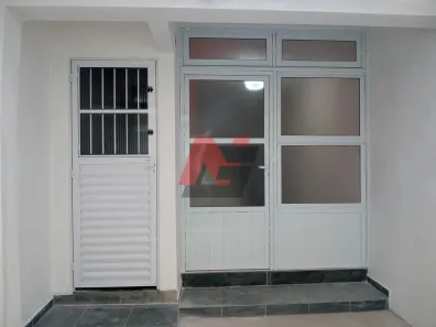 Casa com 1 Quarto para venda ou aluguel, 73m² no Presidente Altino, Osasco