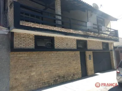 Sobrado com 2 Quartos à venda, 62m² no Jardim Paraíba, Jacareí