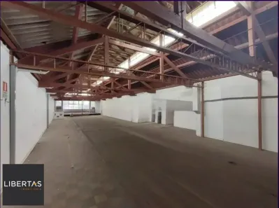 Galpão/Depósito/Armazém com 3 Quartos à venda, 500m² no São Geraldo, Porto Alegre