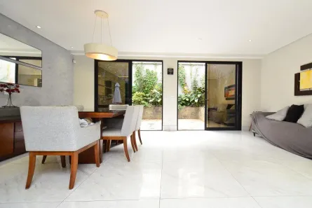 Casa com 6 Quartos à venda, 420m² no Santo Antônio, Belo Horizonte