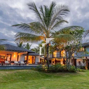 Casa com 7 Quartos para alugar, 10m² no Trancoso, Porto Seguro