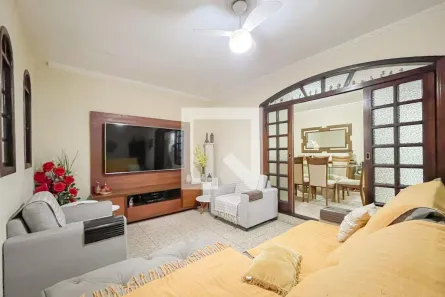 Casa com 3 Quartos à venda, 294m² no Padroeira, Osasco