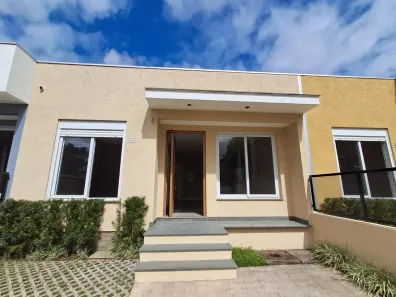 Casa com 3 Quartos para alugar, 70m² no Guarujá, Porto Alegre