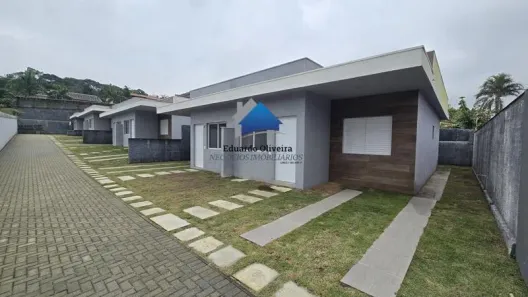 Casa de Condomínio com 2 Quartos à venda, 60m² no Monte Catine, Vargem Grande Paulista