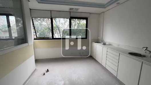 Sala Comercial para alugar, 64m² no Vila Nova Conceição, São Paulo
