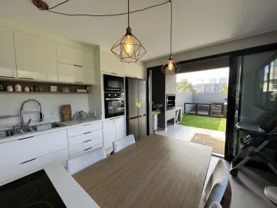 Casa com 3 Quartos à venda, 127m² no Cachoeira do Bom Jesus, Florianópolis