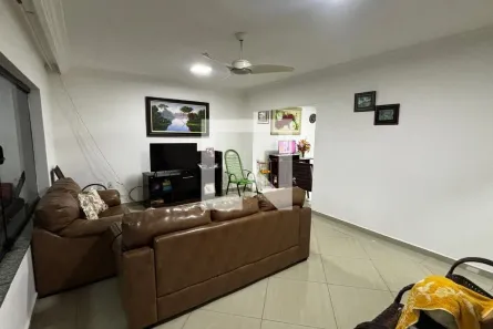 Casa com 2 Quartos à venda, 240m² no Jardim Bom Pastor, Santo André