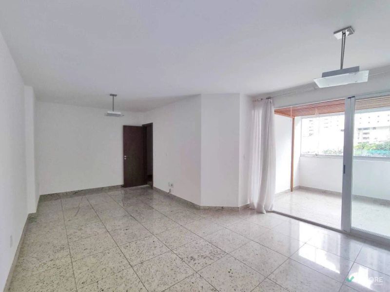 Apartamento com 3 quartos — Sion, Belo Horizonte