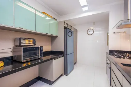 Casa de Condomínio com 4 Quartos à venda, 237m² no Vista Alegre, Curitiba