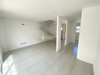 Casa de Condomínio com 2 Quartos à venda, 78m² no Morro das Pedras, Florianópolis