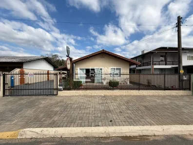 Casa com 3 Quartos à venda, 200m² no Das Nações, Timbó