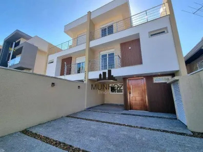 Sobrado com 3 Quartos à venda, 179m² no Santo Inácio, Curitiba