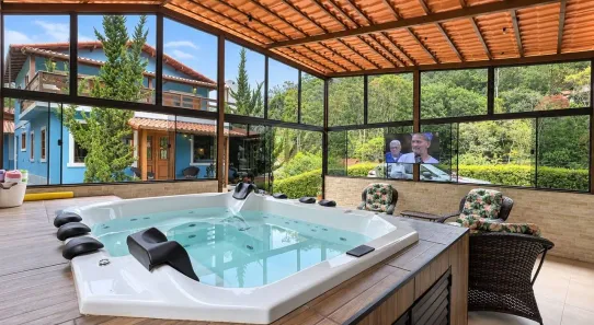 Casa de Condomínio com 3 Quartos à venda, 190m² no Albuquerque, Teresópolis