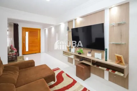 Sobrado com 3 Quartos à venda, 182m² no Alto Boqueirão, Curitiba