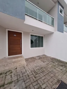 Casa de Condomínio com 3 Quartos à venda, 120m² no Granja dos Cavaleiros, Macaé