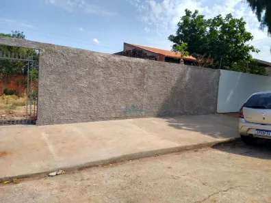 Lote/Terreno à venda, 275m² no Jardim das Palmeiras, Londrina