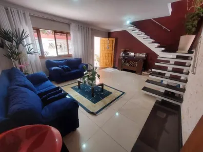 Sobrado com 3 Quartos à venda, 164m² no Vila Augusta, Guarulhos