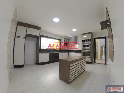 Sobrado com 3 Quartos à venda, 191m² no Jardim Divinolândia, Guarulhos