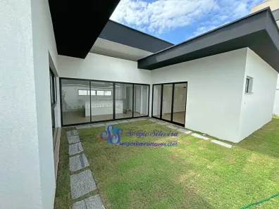 Casa com 4 Quartos à venda, 240m² no Coaçu, Eusébio