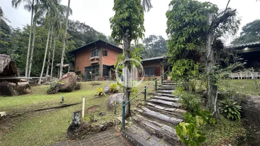 Fazenda/Sítio com 5 Quartos à venda, 489m² no Chácaras Alpina, Valinhos