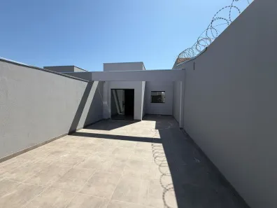 Casa com 3 Quartos à venda, 65m² no Jardim Olímpico, Montes Claros