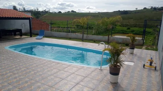 Fazenda/Sítio com 5 Quartos à venda, 300m² no Caguassu, Sorocaba