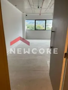 Sala Comercial à venda, 34m² no Teresópolis, Porto Alegre