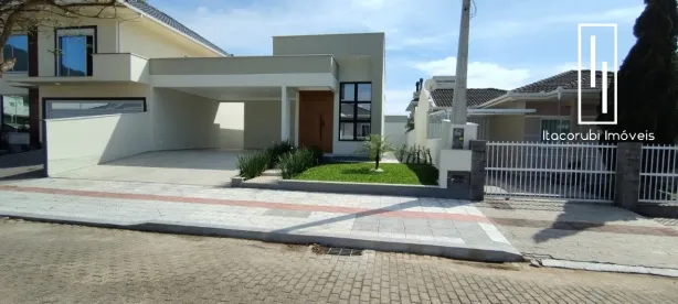 Casa com 3 Quartos à venda, 137m² no Praia de Fora, Palhoça