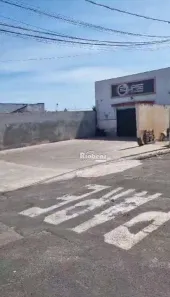 Galpão/Depósito/Armazém à venda, 220m² no Jardim Arroyo, São José do Rio Preto