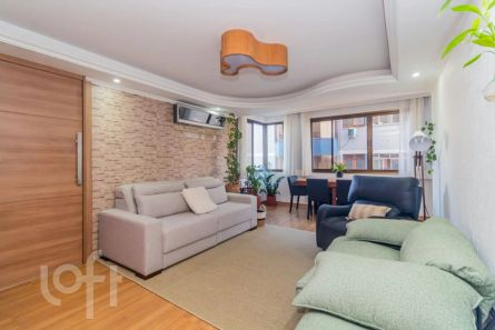 Apartamento com 3 Quartos à venda, 94m² no Vila Ipiranga, Porto Alegre