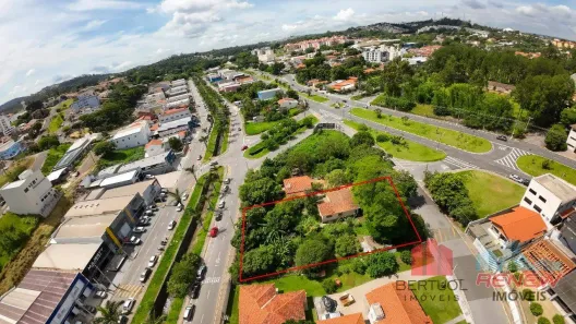 Lote/Terreno à venda, 1400m² no Centro, Vinhedo
