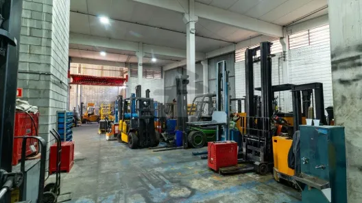 Prédio Comercial para alugar, 1877m² no Vila Anastácio, São Paulo