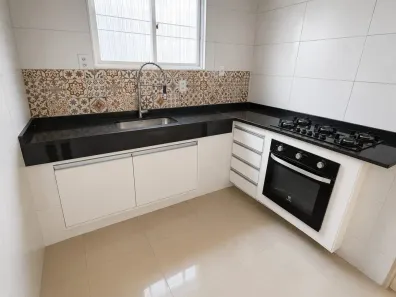 Casa com 2 Quartos à venda, 100m² no Brás de Pina, Rio de Janeiro