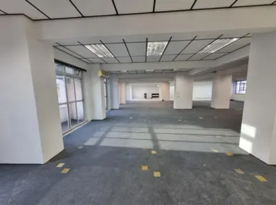 Sala Comercial para alugar, 562m² no Sé, São Paulo