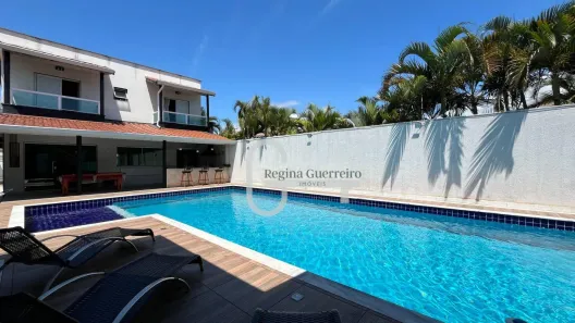 Casa com 3 Quartos à venda, 228m² no Balneário Stella Maris, Peruíbe