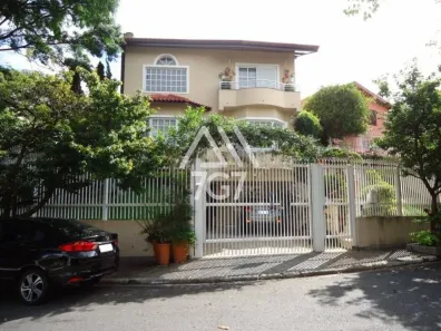 Sobrado com 3 Quartos à venda, 300m² no Jardim Londrina, São Paulo