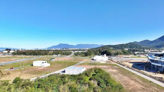 Lote/Terreno à venda, 365m² no Sertão do Maruim, São José