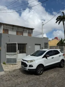Casa com 3 Quartos à venda, 225m² no Lagoa Nova, Natal
