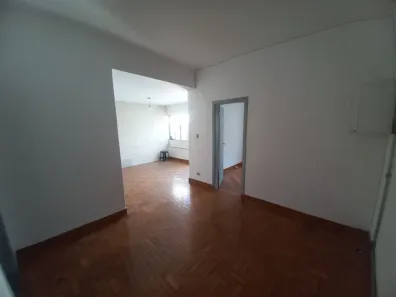 Casa com 3 Quartos para venda ou aluguel, 150m² no Jardim da Glória, São Paulo