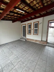 Casa com 2 Quartos para alugar, 160m² no Esplanada Santa Terezinha, Taubaté