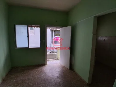 Casa com 1 Quarto para alugar, 45m² no Tanque, Rio de Janeiro