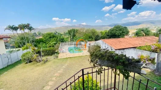 Casa com 3 Quartos à venda, 200m² no Jardim Centenário, Atibaia