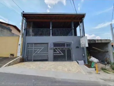 Casa com 3 Quartos à venda, 240m² no Capela, Vinhedo