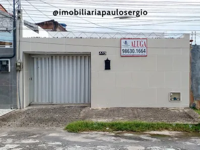 Casa com 3 Quartos para alugar, 215m² no Vila Velha, Fortaleza