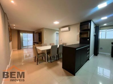 Apartamento com 3 Quartos para venda ou aluguel, 82m² no São João, Itajaí