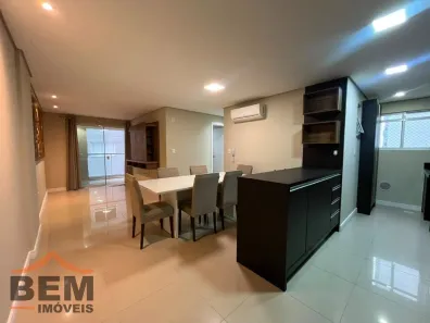 Apartamento com 3 Quartos para alugar, 82m² no São João, Itajaí