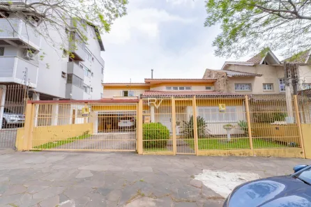 Casa com 3 Quartos à venda, 215m² no Jardim Itu, Porto Alegre